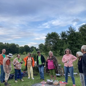 Gruppenfoto auf dem Sommerfest im Tarpenbekpark