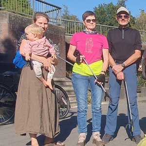 Gruppenfoto im Moorbekpark (Bildquelle: Arne Lunding)